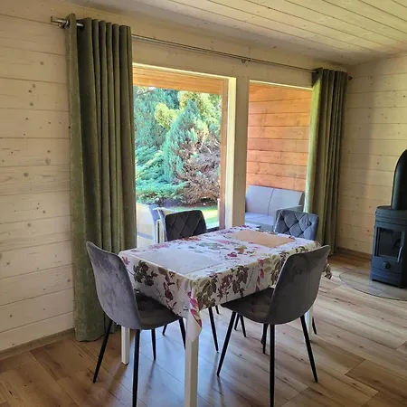 U Jedrusia W Ogrodzie דירה *