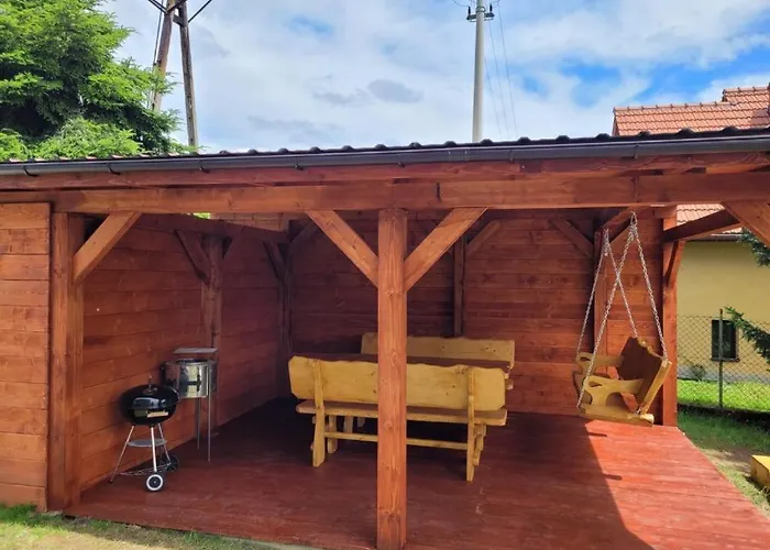 Apartment U Jedrusia W Ogrodzie *